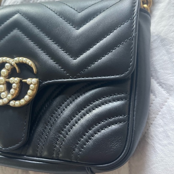 Pearly GG Marmont Flap Belt Bag Matelasse Leather - Picture 4 of 10